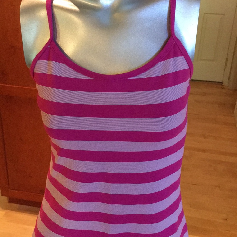Lululemon Power Y Tank *Luon Micro Macro Stripe Raspberry / Raspberry - Picture 5 of 12